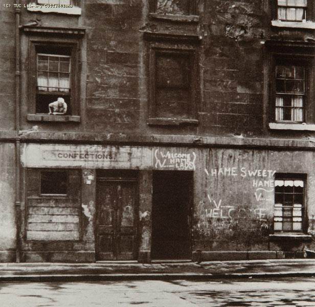 Housing in Glasgow, 1945